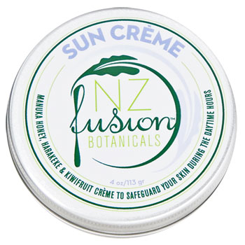 Sun Cr&egrave;me with Manuka Honey, Harakeke and Kiwifruit
